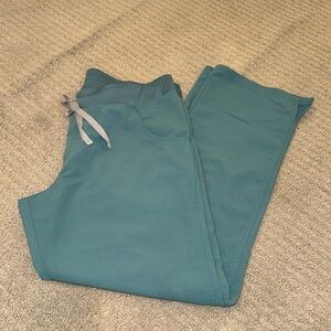 Figs Kade Cargo Scrub Pants